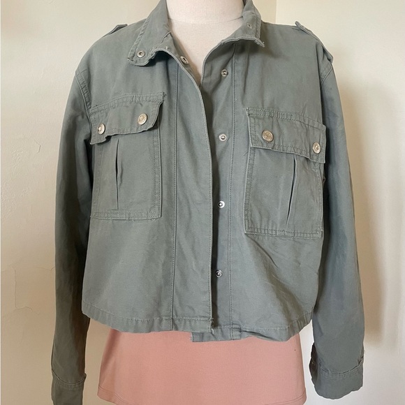 🍁 Military Style Cropped Jacket Olive size medium Fall by Kenzie Jeans boxy - Picture 1 of 5